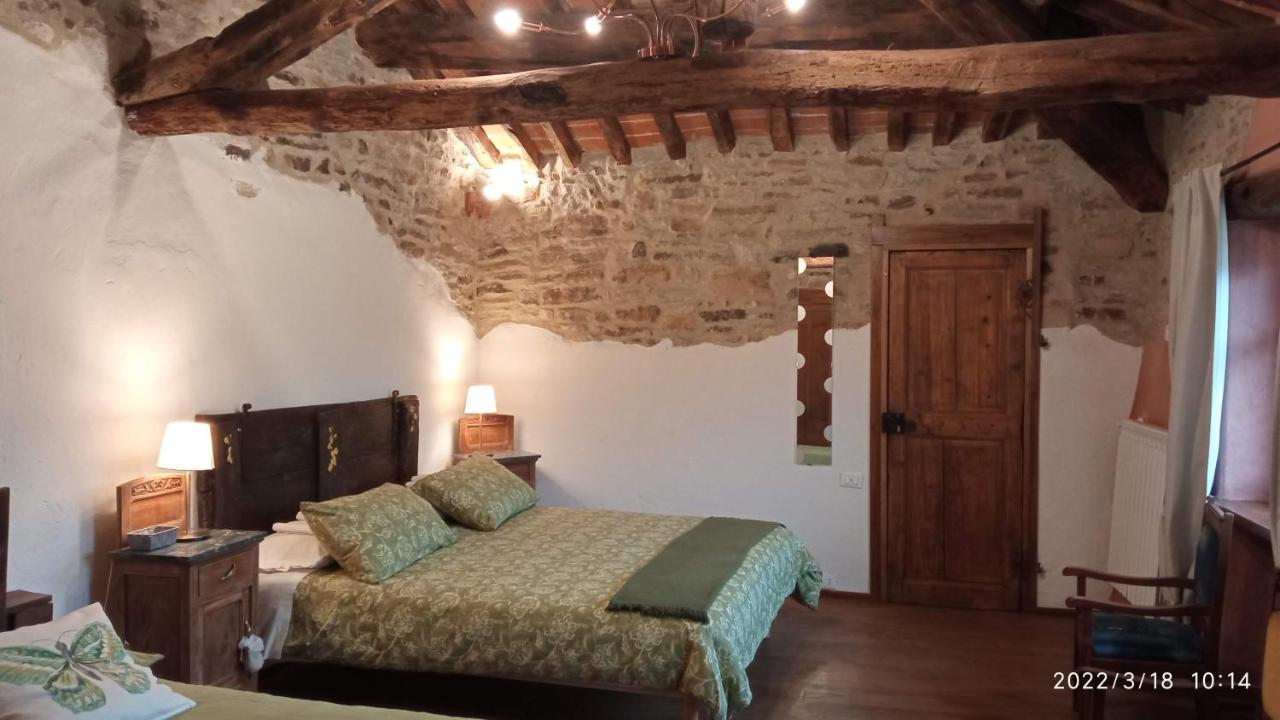 Bed and Breakfast Cascina Boschetto à Saliceto Extérieur photo